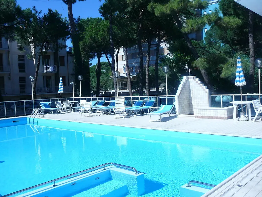 Hotel Astra Milano Marittima 3*,  Itálie