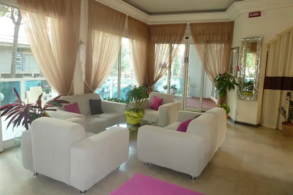 Hotel Astra Milano Marittima 3*,